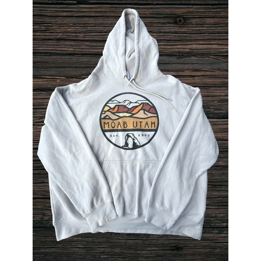 Moab Utah Hoodie 2XL Prairie Mountain Graphic Pullover Sweatshirt Oversized